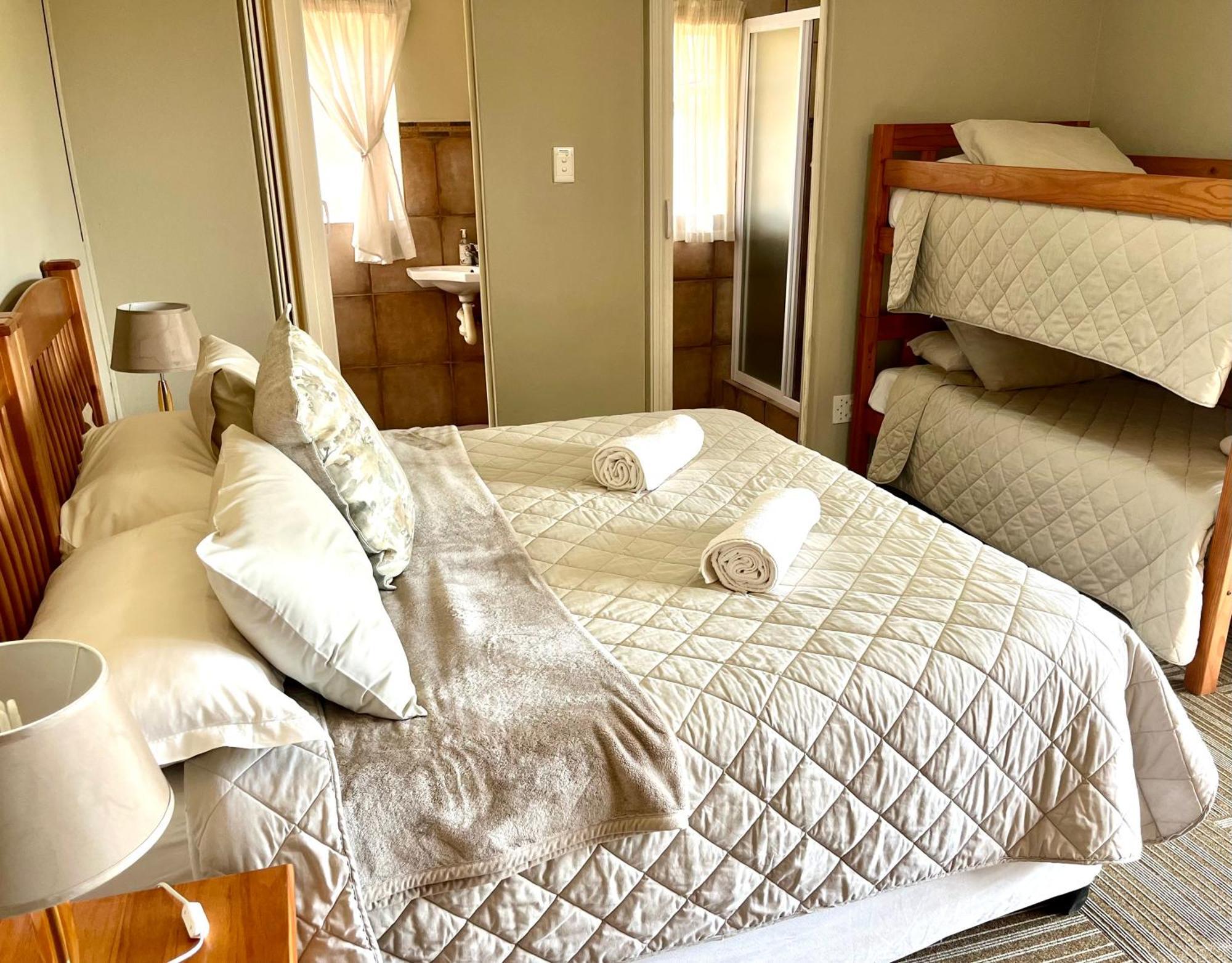 Uitzicht Private Nature Reserve And Lodge Fouriesburg Chambre photo